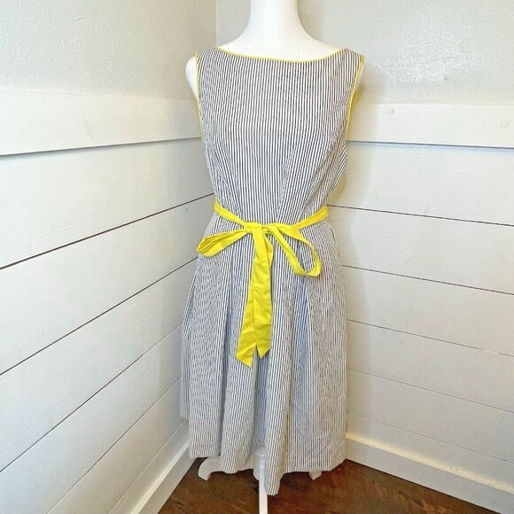 Siena Studio Women's Retro Style Gray Striped Knee Length‎ Dress w/Belt Size 6 - Picture 1 of 8